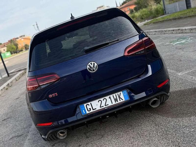 Usata VW Golf GTI 245 CV (180 kW) 2019 Blu/azzurro Coupé