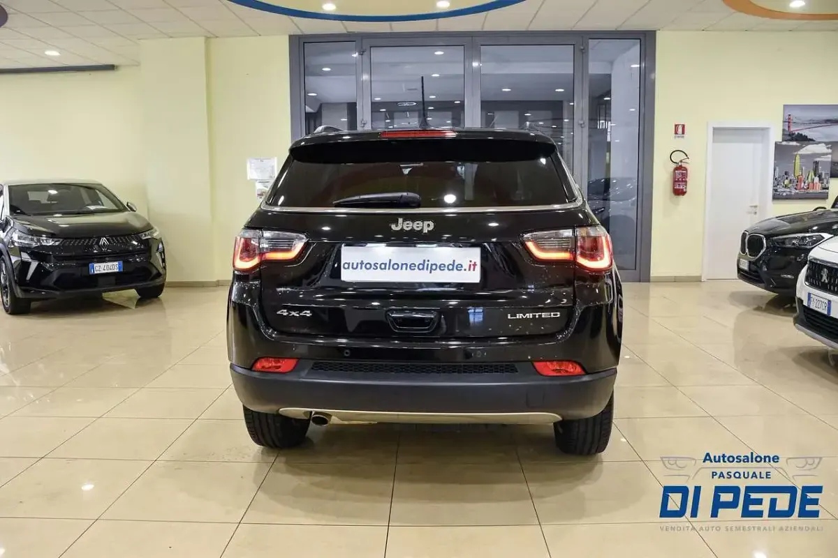Usata Jeep Compass Limited 140 CV (102 kW) 2020 Nero SUV
