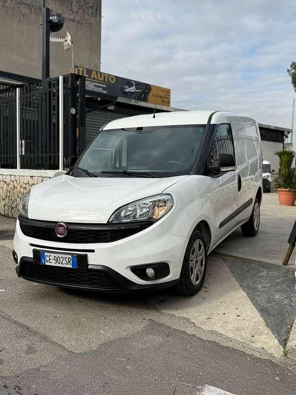 Usata Fiat Doblò 95 CV (69 kW) 2021 Monovolume