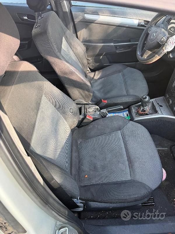 Usata Opel Astra 2004 Bianco Berlina