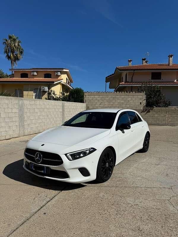 Usata Mercedes A180 116 CV (85 kW) 2019 Berlina