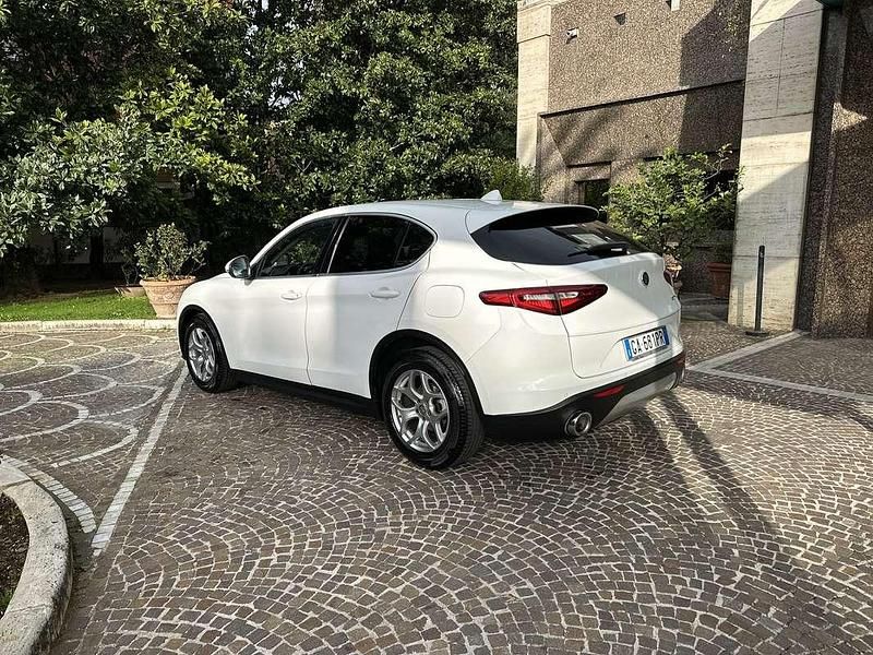 Usata Alfa Romeo Stelvio Executive 179 CV (131 kW) 2018 SUV