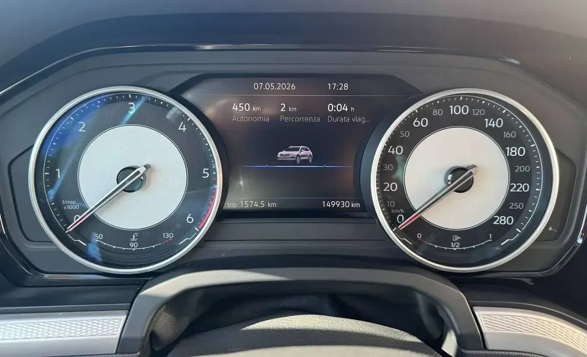Usata VW Touareg Style 231 CV (169 kW) 2019 Grigio SUV