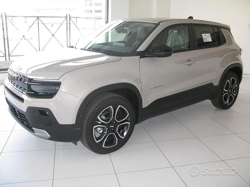 Nuova Jeep Avenger Summit 100 CV (73 kW) 2025 SUV
