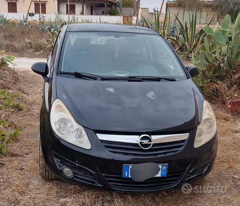 Usata Opel Corsa 60 CV (44 kW) 2009 Nero Utilitaria