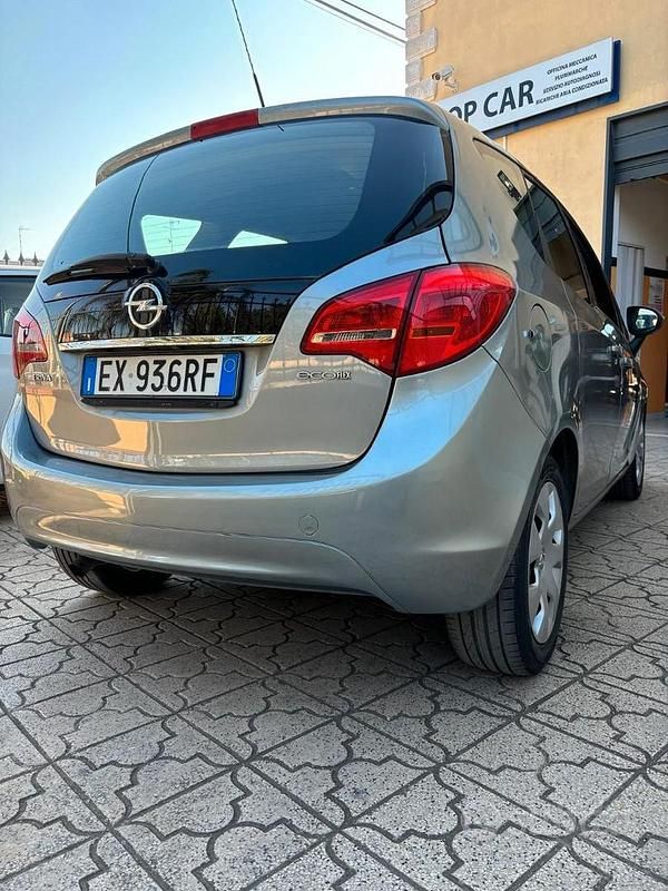Usata Opel Meriva 95 CV (69 kW) 2012 Monovolume
