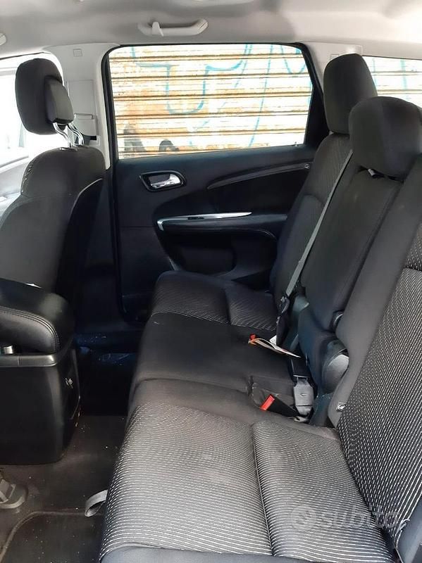 Usata Fiat Freemont Lounge 170 CV (125 kW) 2014 Rosso SUV