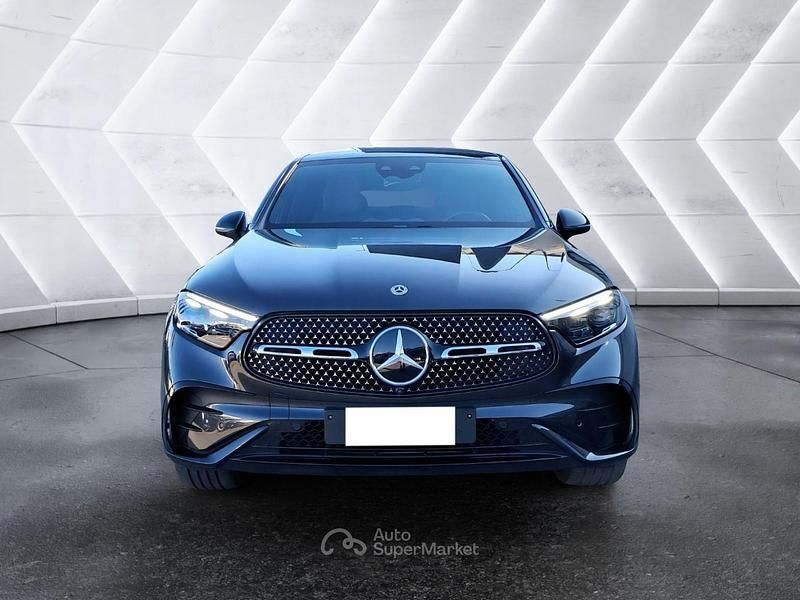 Begagnad Mercedes GLC220 AMG Line Premium 197 HK (144 kW) 2023 Other Sportkupé