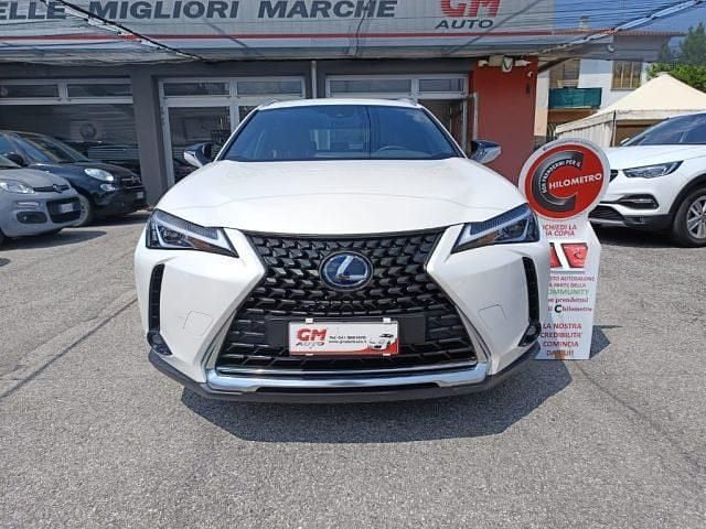 Usata Lexus UX Business Edition 152 CV (111 kW) 2021 Bianco SUV