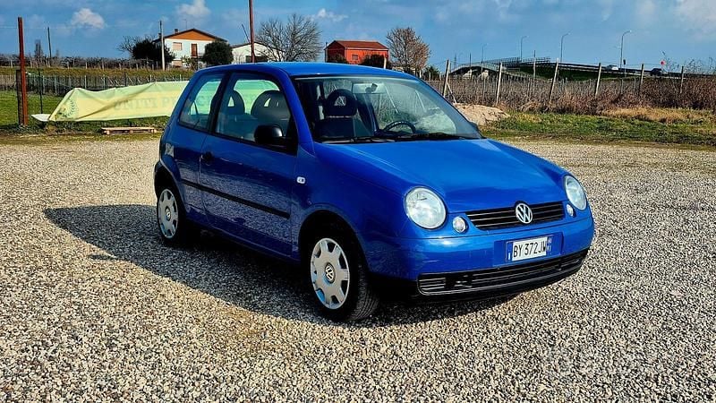 Usata VW Lupo 60 CV (44 kW) 2003 Blu Utilitaria