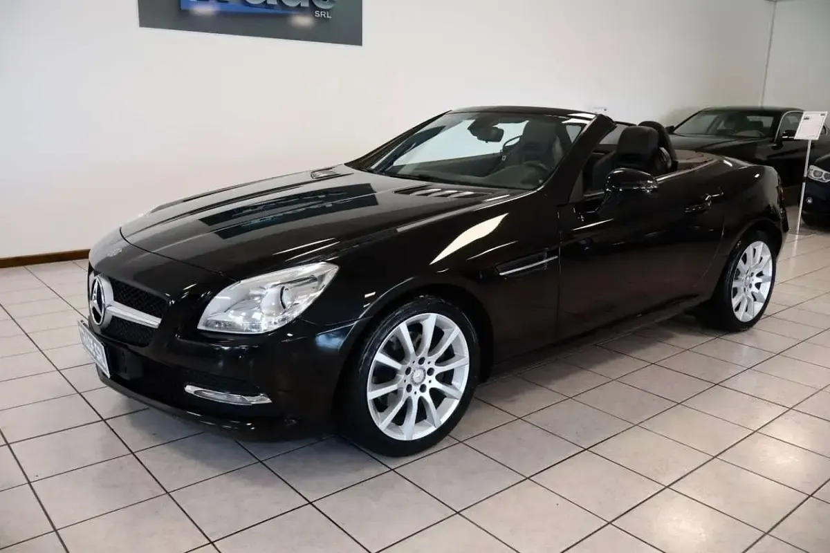 Usata Mercedes SLK200 184 CV (135 kW) 2012 Nero Cabrio
