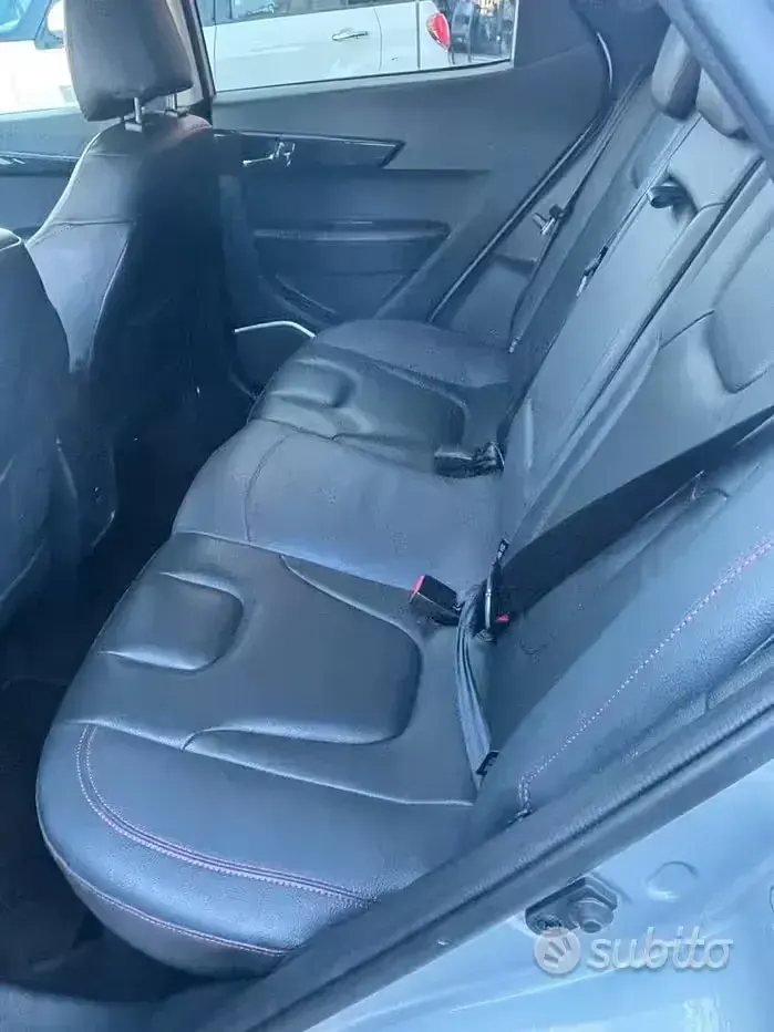 Usata EVO Evo 3 113 CV (83 kW) 2025 Grigio SUV