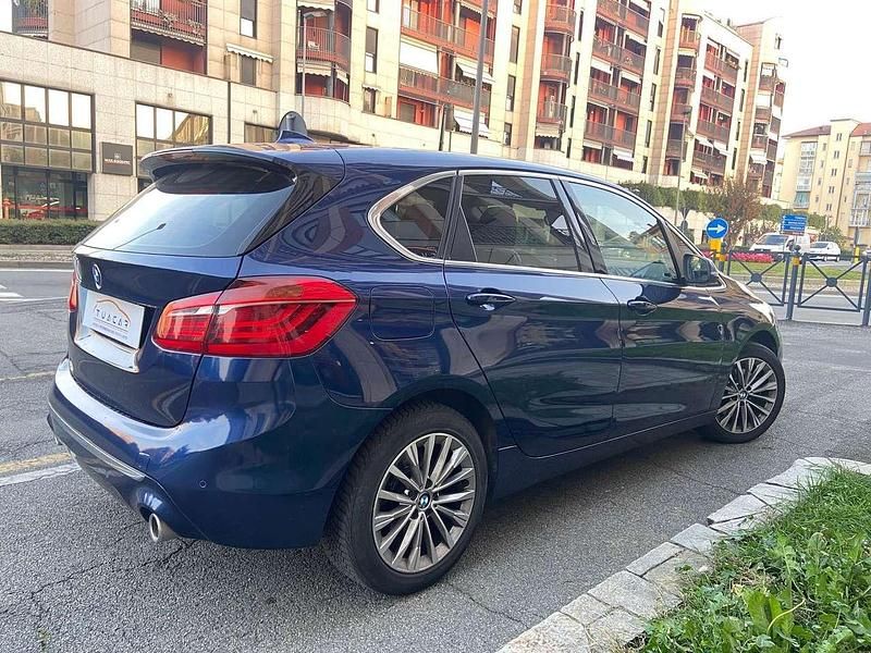 Usata BMW 218 Luxury Line 150 CV (110 kW) 2022 Blu Berlina