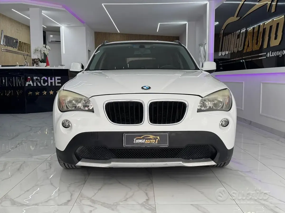 Usata BMW X1 Efficient Dynamics 143 CV (105 kW) 2010 Bianco SUV