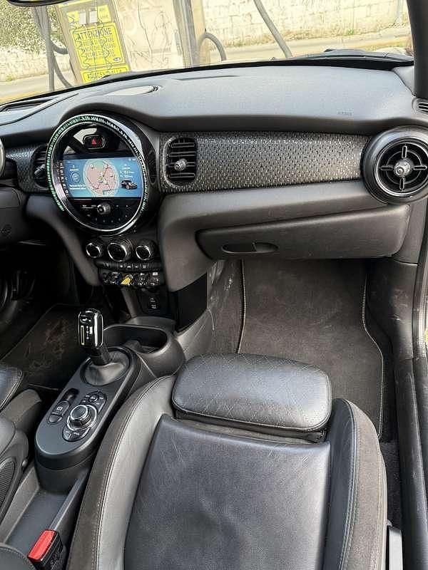 Usata Mini Cooper SE 75 kW (102 CV) 2021 Utilitaria