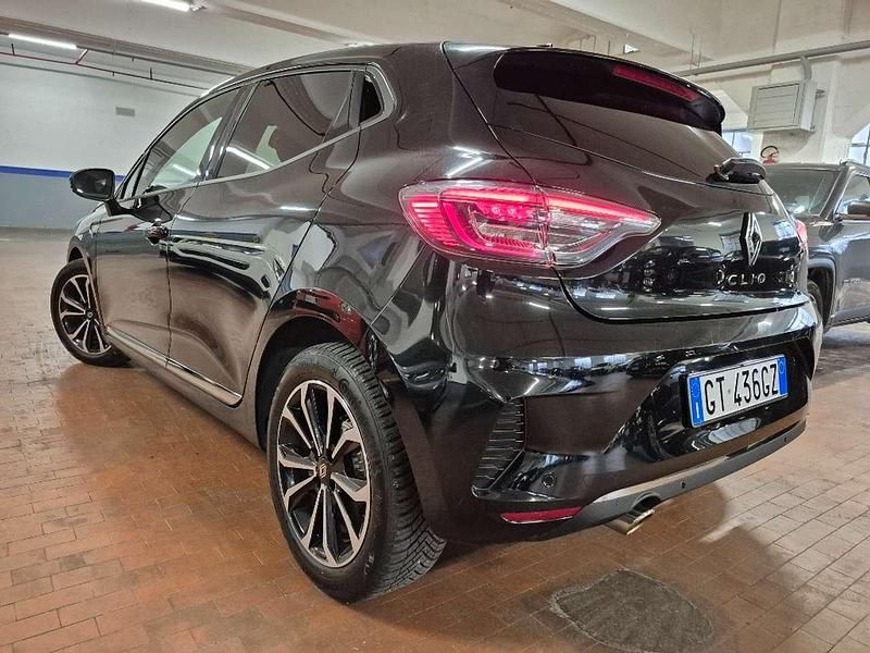 Usata Renault Clio V Techno 91 CV (66 kW) 2024 Nero etoile metallizz. Berlina