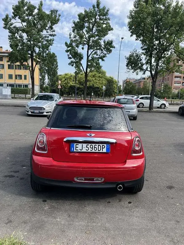 Usata Mini ONE 98 CV (72 kW) 2011 Utilitaria