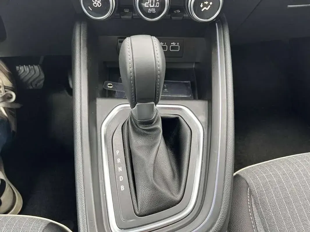 Usata Renault Clio V Techno 91 CV (66 kW) 2024 Nero Berlina