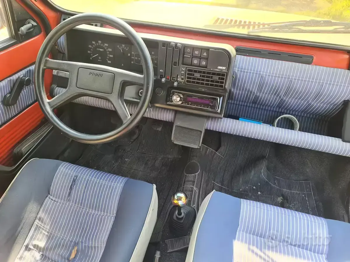 Usata Fiat 750 Young 34 CV (25 kW) 1989 Berlina