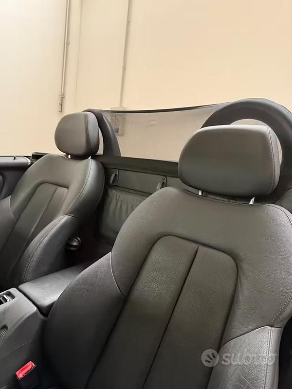 Usata Mercedes SLK320 AMG 218 CV (160 kW) 2001 Lilla Cabrio