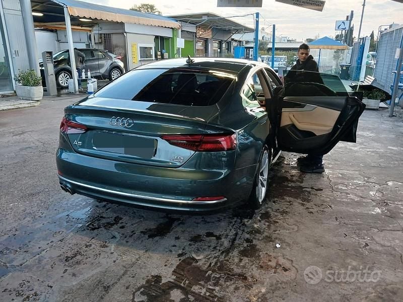 Usata Audi A5 190 CV (139 kW) 2018 Verde Berlina