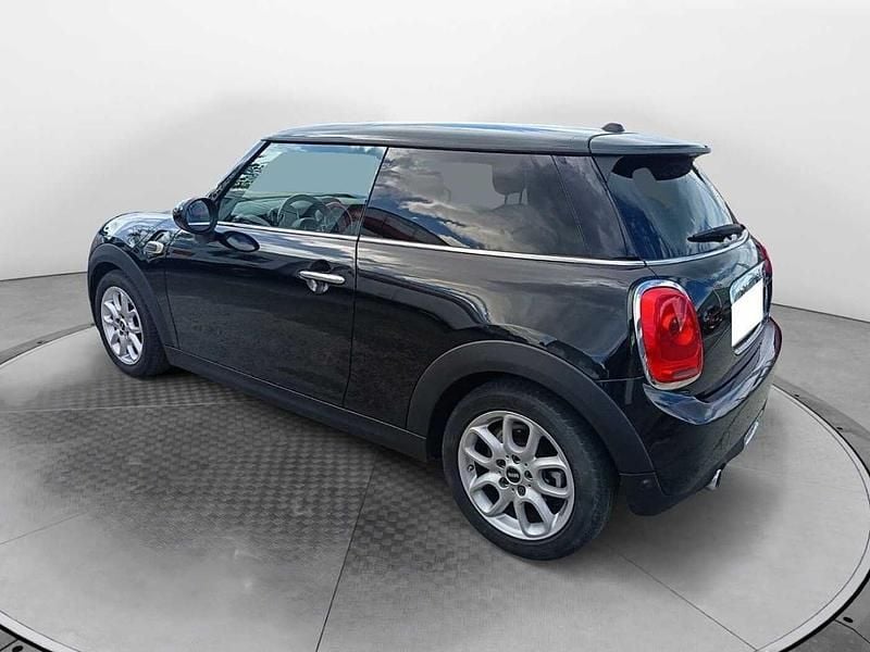 Usata Mini Cooper D 116 CV (85 kW) 2017 Nero Utilitaria