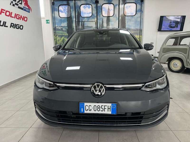 Usato 2021 VW Golf 1.5 CNG_Hybrid 131 CV (26.000 €)