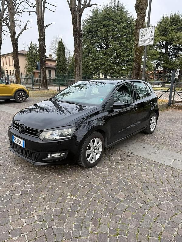 Usata VW Polo Trendline 64 CV (47 kW) 2014 Nero Berlina
