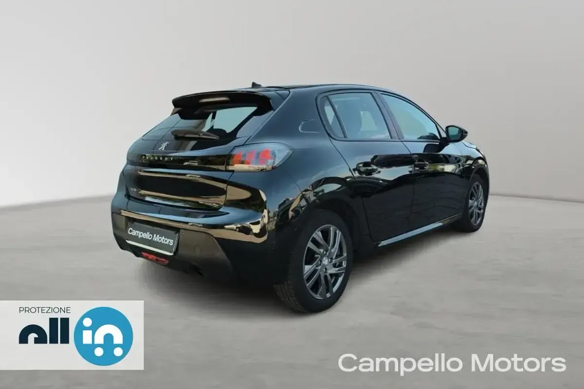 Usata Peugeot 208 Active 75 CV (55 kW) 2021 Nero metallizzato Utilitaria