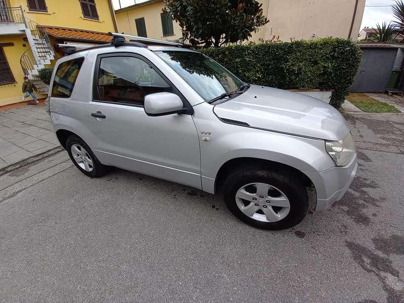 Usata 2006 Suzuki Grand Vitara SUV | 6800 € - Immagine 1/4