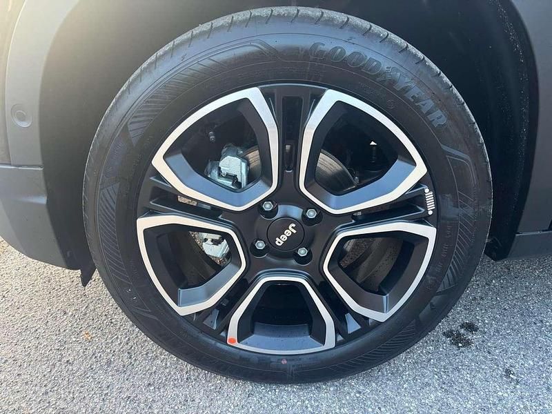 Nuova Jeep Avenger Summit 101 CV (74 kW) 2026 Nero cinema SUV