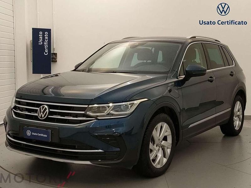 Azzurro Usata 2021 VW Tiguan Elegance SUV | 27.900 € (Buon prezzo) - Immagine 1/4