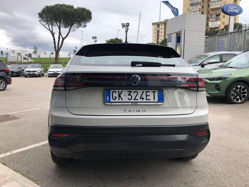 Usata VW Taigo Life 110 CV (80 kW) 2022 Ascot grey SUV