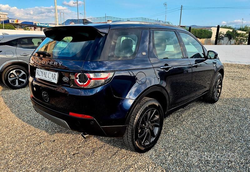 Usata Land Rover Discovery Sport HSE Luxury 180 CV (132 kW) 2016 Blu SUV