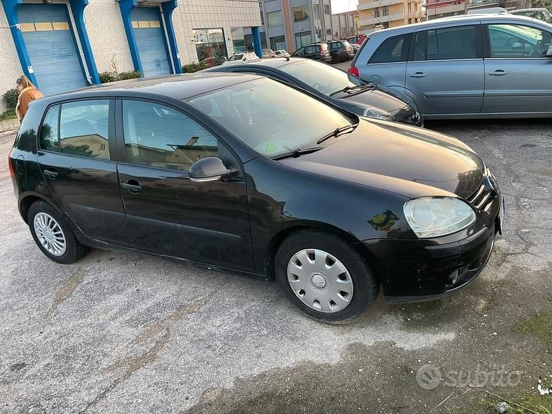 Usata VW Golf Comfortline 2003 Berlina