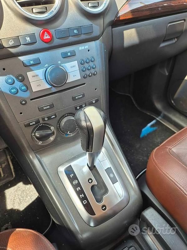 Usata Opel Antara 150 CV (110 kW) 2008 Nero SUV