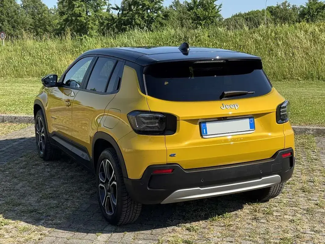 Usata Jeep Avenger EV Summit 61 kW (84 CV) 2024 SUV