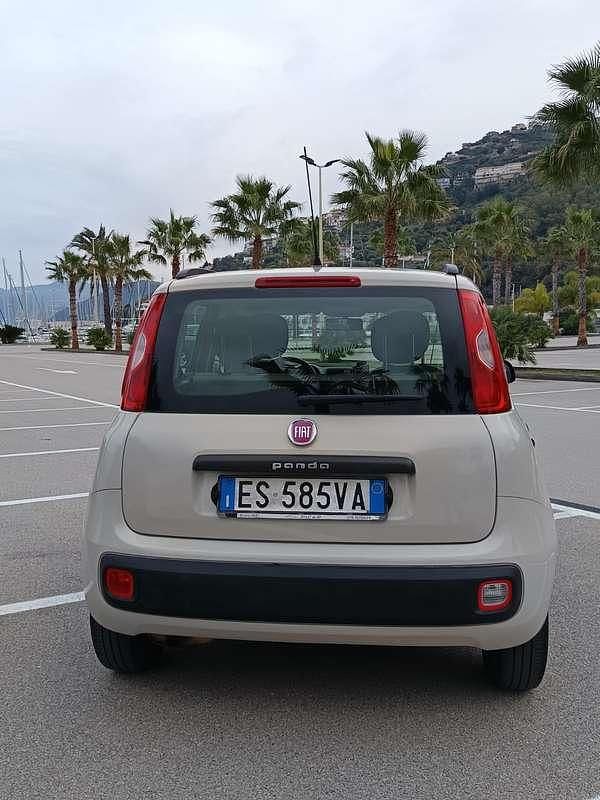 Usata Fiat Panda Lounge 75 CV (55 kW) 2014 Beige Utilitaria