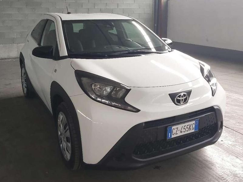 Nuova Toyota Aygo X Active 72 CV (52 kW) 2025 Bianco SUV