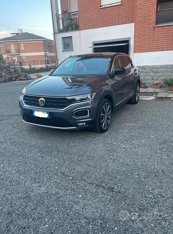 Grigio Usata 2018 VW T-Roc Advance SUV | 20.500 € (Buon prezzo) - Immagine 1/4