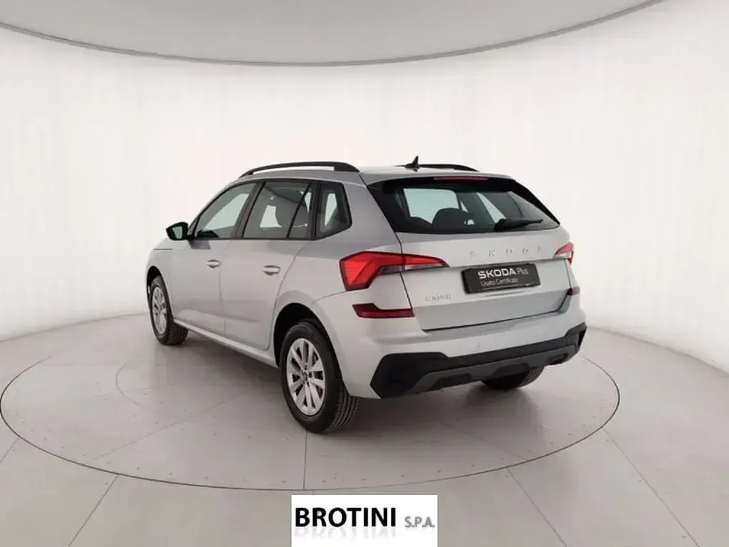 Usata Skoda Kamiq Selection 95 CV (69 kW) 2025 Argento metallizzato SUV