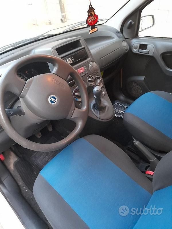 Usata Fiat Panda 75 CV (55 kW) 2007 Bianco Utilitaria