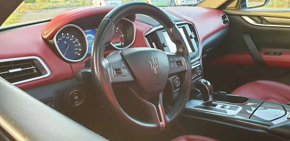 Usata Maserati Ghibli 275 CV (202 kW) 2015 Bianco Berlina