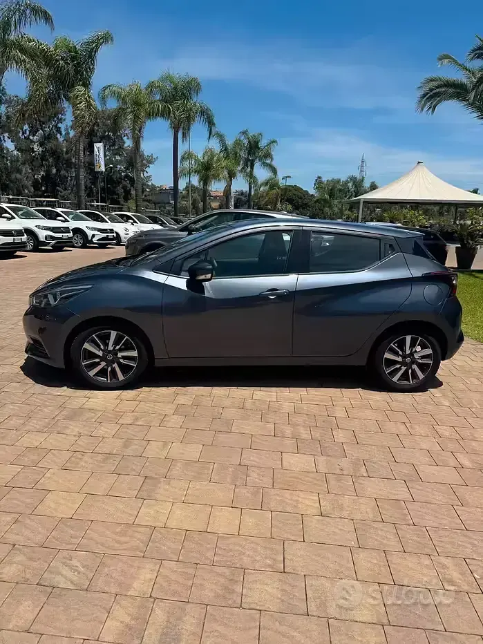 Usata Nissan Micra N-Connecta 90 CV (66 kW) 2017 Grigio Utilitaria