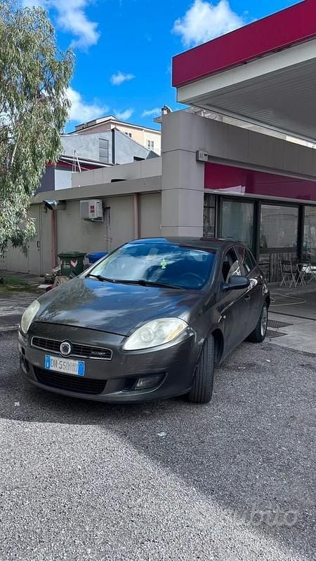 Usata Fiat Bravo Dynamic 105 CV (77 kW) 2007 Grigio Utilitaria