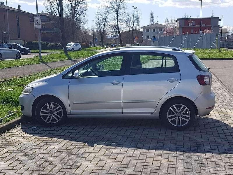Grigio Usata 2011 VW Golf Plus Highline Monovolume | 3000 € (Buon prezzo) - Immagine 1/4