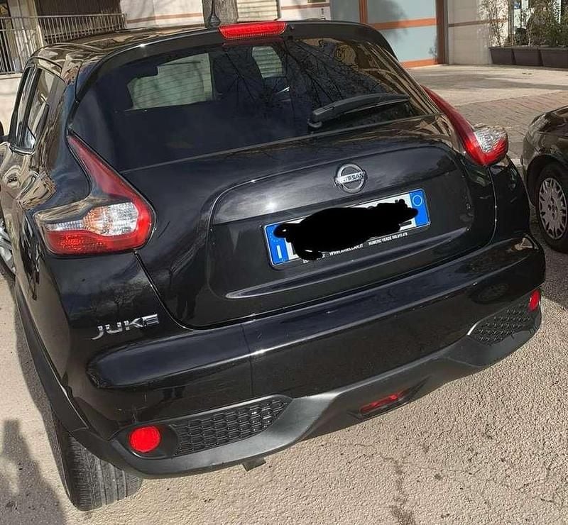Usata Nissan Juke 110 CV (80 kW) 2016 Nero SUV