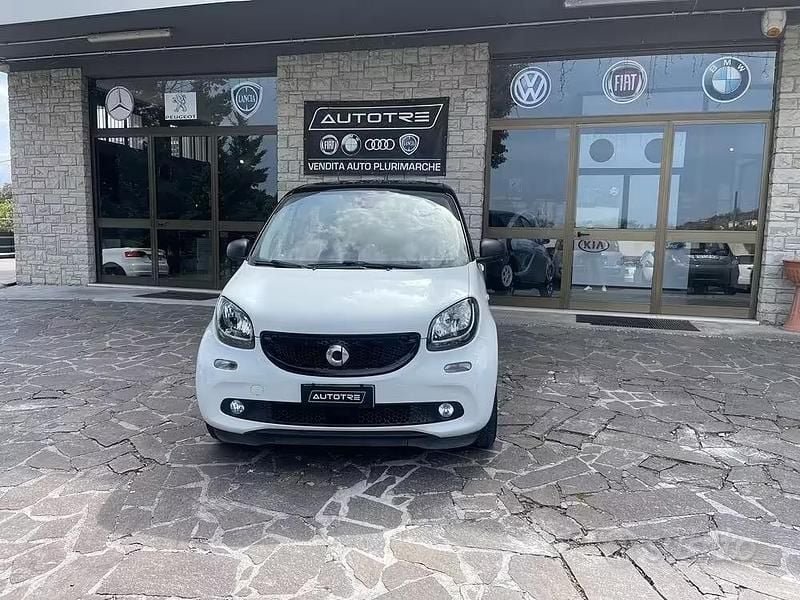 Usata Smart ForFour Prime 70 CV (51 kW) 2017 Bianco Utilitaria