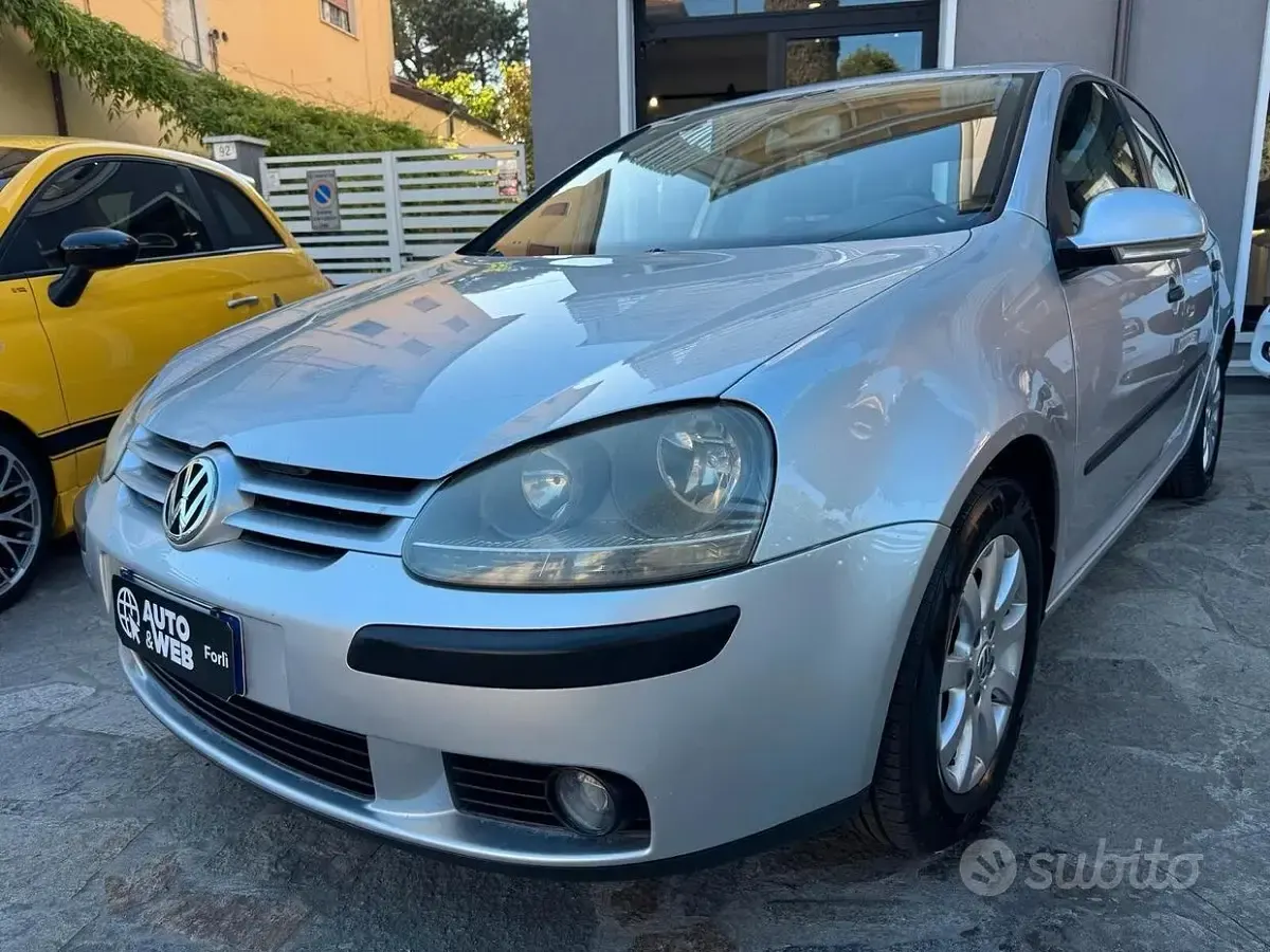 Usata VW Golf IV 75 CV (55 kW) 2004 Grigio Berlina