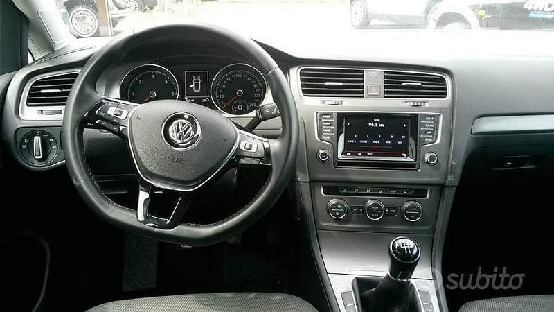 Usata VW Golf VII 105 CV (77 kW) 2013 Berlina
